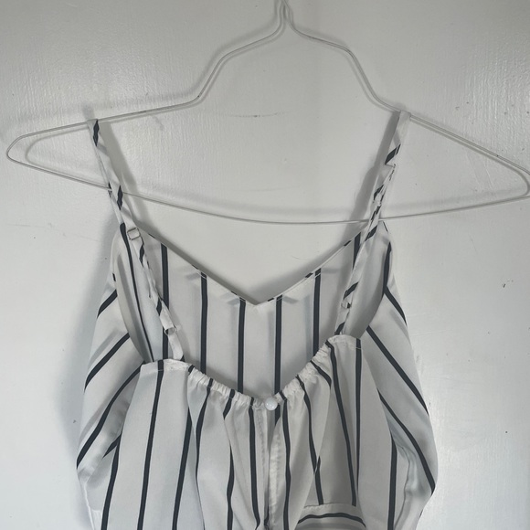 Black and White Crop Top - Picture 2 of 2